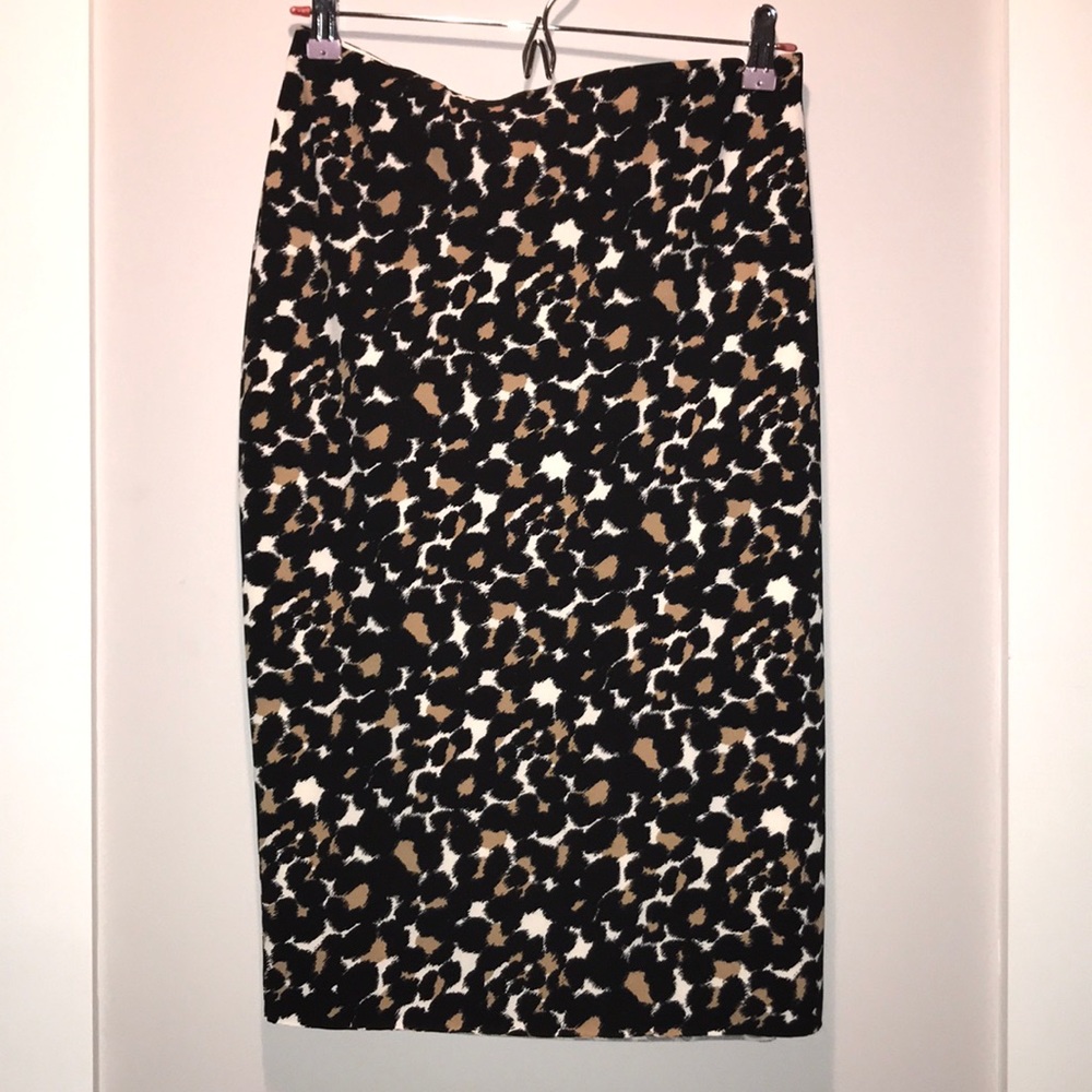Leopard pencil skirt